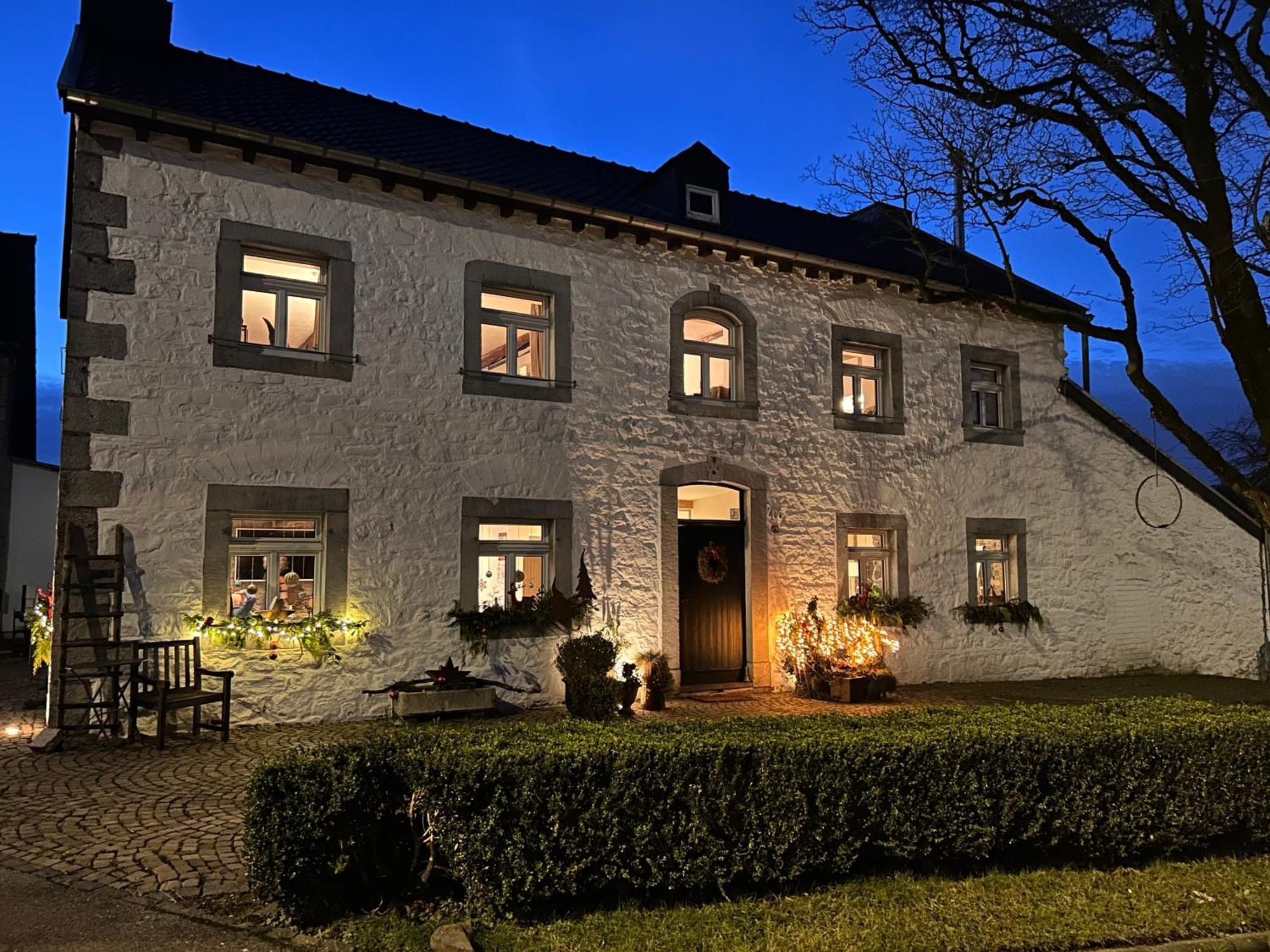 Gut Kalkhaeuschen, Ein Ort Mit Geschichte Apartment Aachen Bagian luar foto